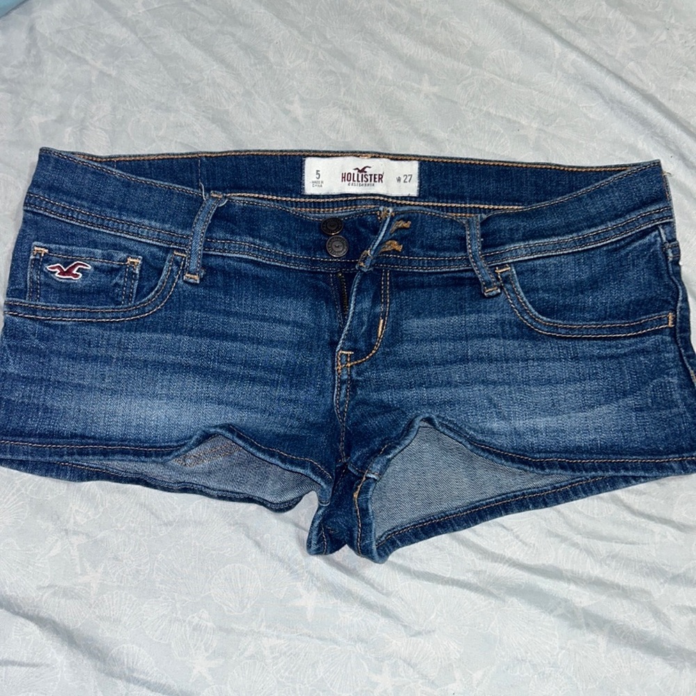 Hollister women’s shorts